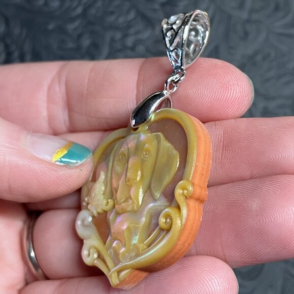 Butterfly And Labrador Retriever Carved Mother of Pearl Heart Pendant - Picture 5 of 9